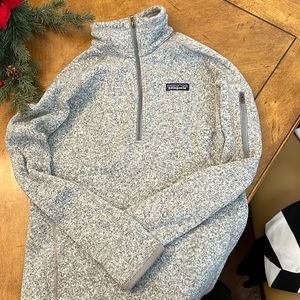 Patagonia zipped pullover size small